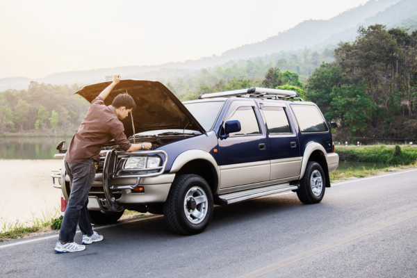 Top 5 Roadside Emergencies and How to Handle Them